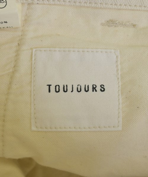 TOUJOURS กางเกงขาสั้น