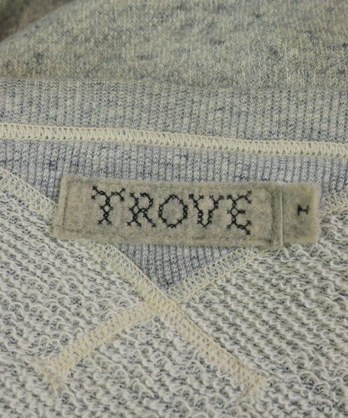 TROVE เสื้อสเวตเตอร์