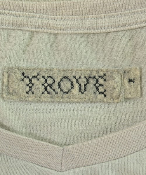 TROVE เสื้อยืด/เสื้อท็อปส์