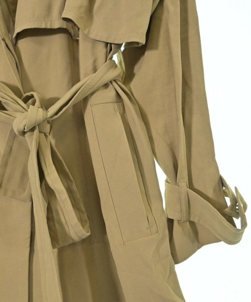 apart by lowrys เสื้อกันฝน