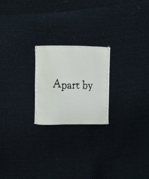 apart by lowrys เสื้อกันฝน