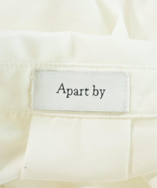 apart by lowrys เสื้อลำลอง