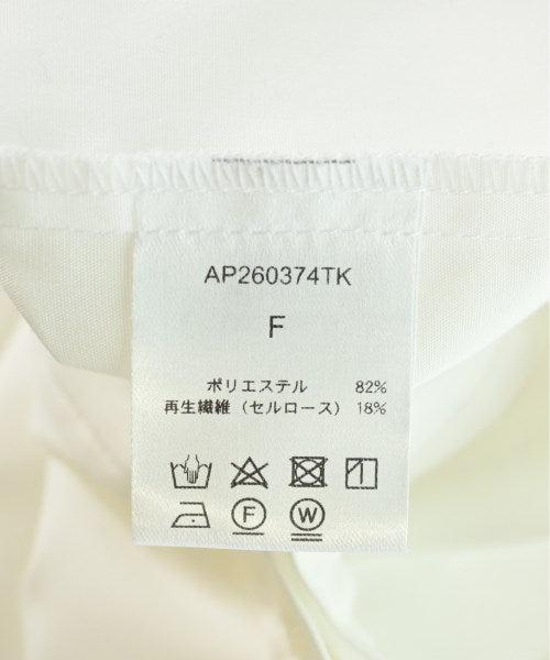 apart by lowrys เสื้อลำลอง