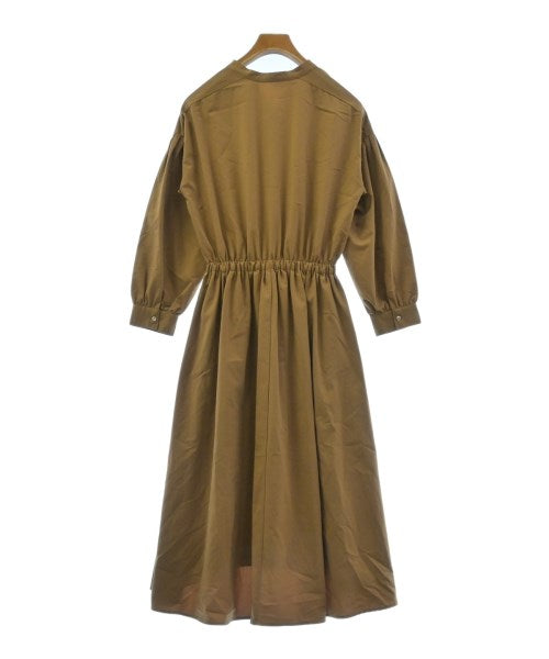 apart by lowrys ชุดเดรส