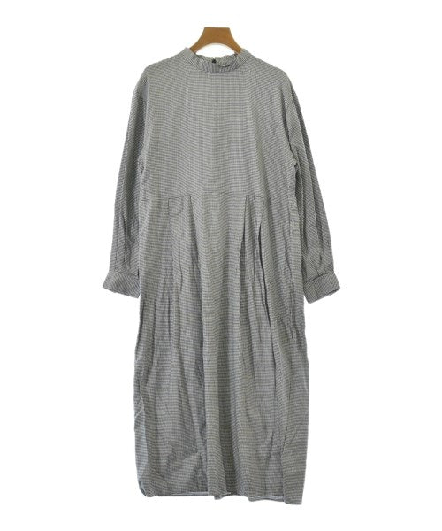 apart by lowrys ชุดเดรส