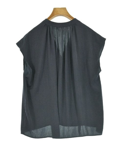 apart by lowrys เสื้อสตรี