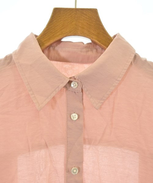 apart by lowrys เสื้อลำลอง