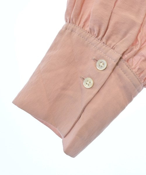 apart by lowrys เสื้อลำลอง