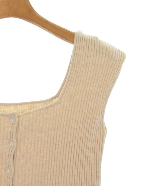 apart by lowrys เสื้อกั๊ก