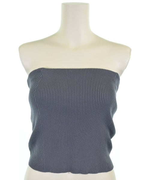 apart by lowrys เสื้อแขนกุด