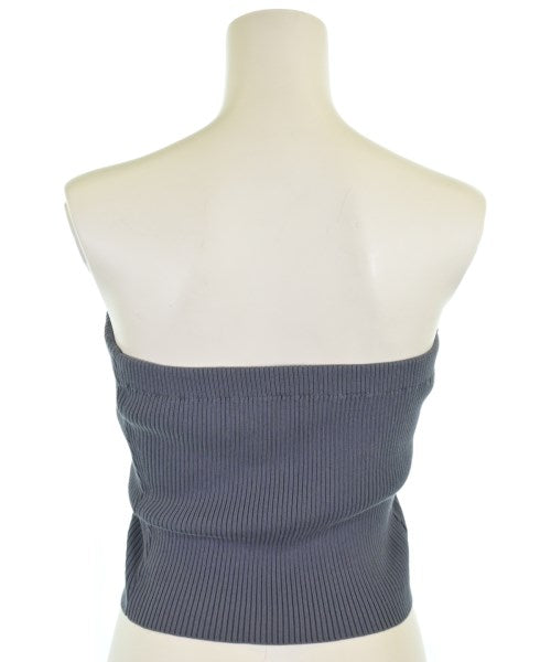 apart by lowrys เสื้อแขนกุด