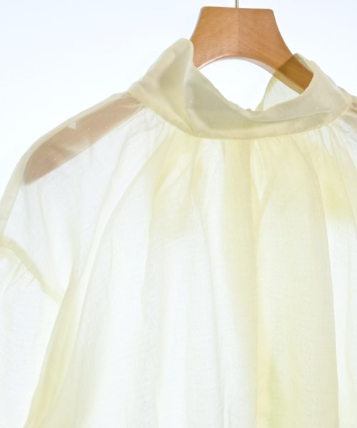 apart by lowrys เสื้อสตรี