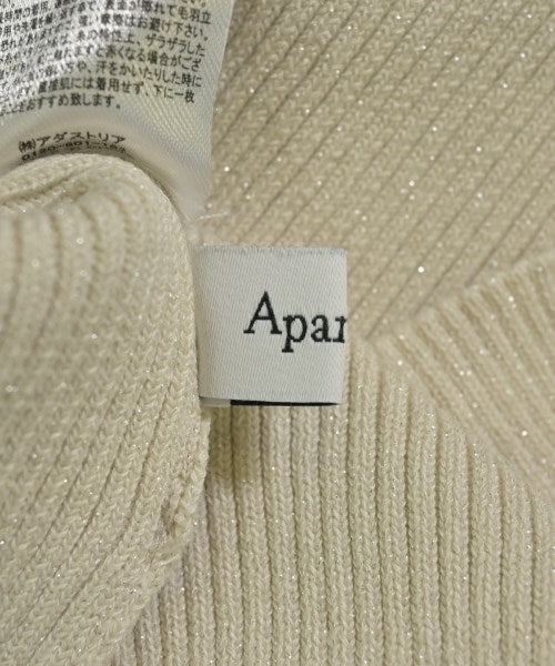 apart by lowrys เสื้อกันหนาว