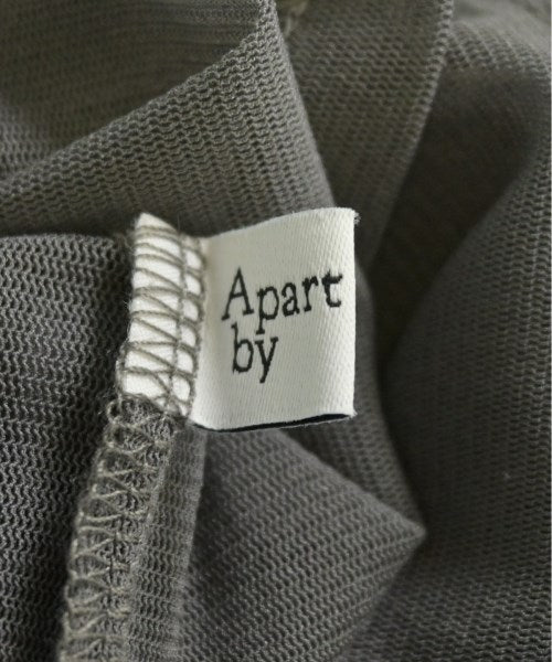 apart by lowrys เสื้อสตรี
