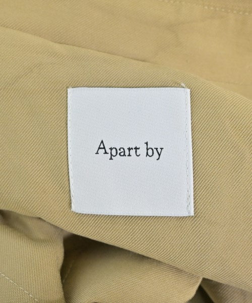 apart by lowrys เสื้อโค้ท