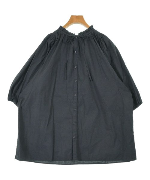 apart by lowrys เสื้อลำลอง