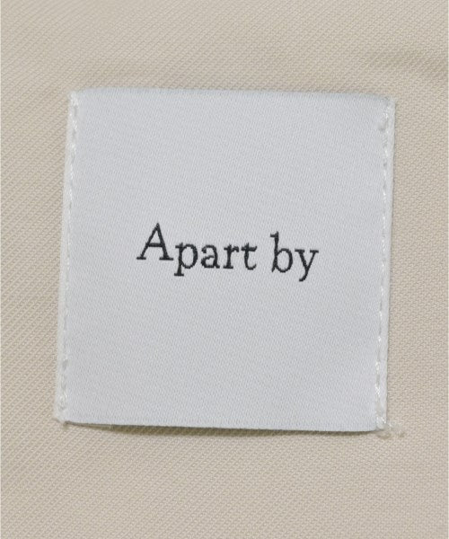 apart by lowrys เสื้อโค้ท
