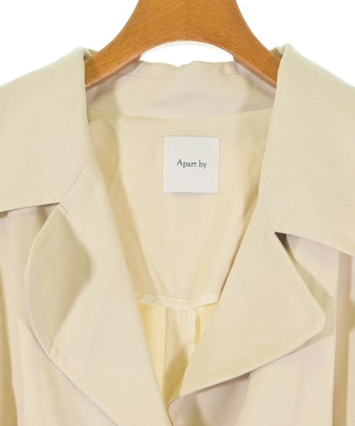 apart by lowrys เสื้อโค้ท