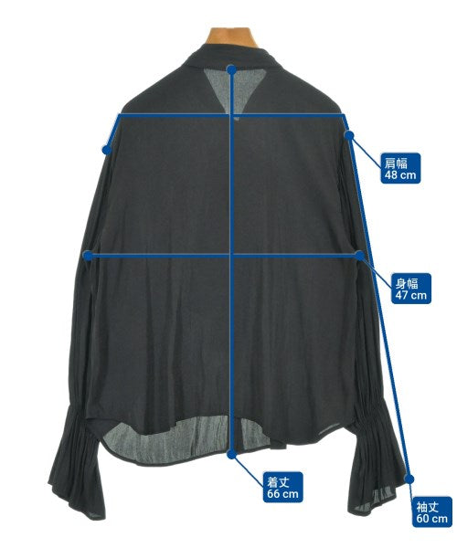 apart by lowrys เสื้อลำลอง