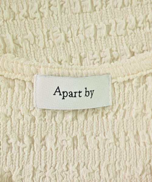 apart by lowrys เสื้อยืด/เสื้อท็อปส์