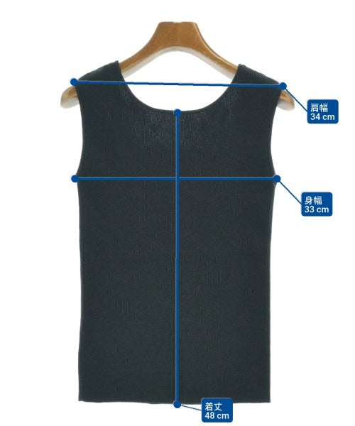 apart by lowrys เสื้อแขนกุด