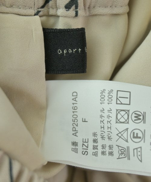 apart by lowrys กางเกง อื่น