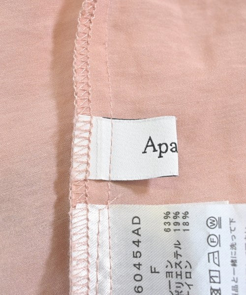 apart by lowrys เสื้อลำลอง