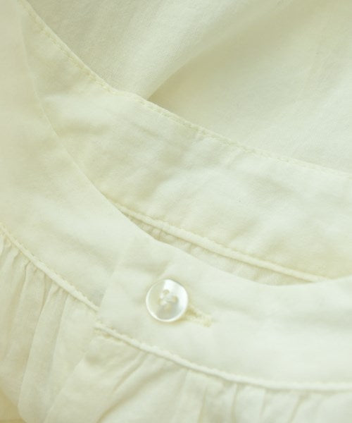 apart by lowrys เสื้อลำลอง