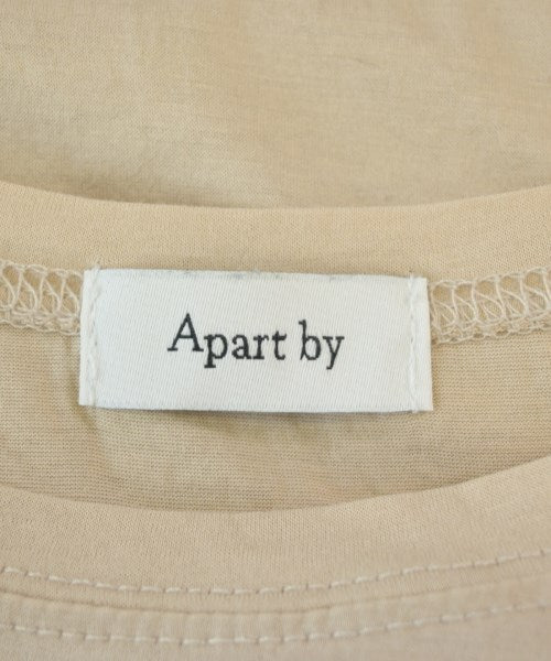 apart by lowrys แขนกุด