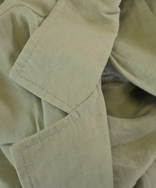 apart by lowrys เสื้อลำลอง