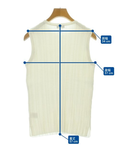 apart by lowrys เสื้อแขนกุด