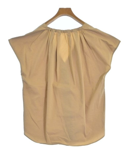 apart by lowrys เสื้อสตรี