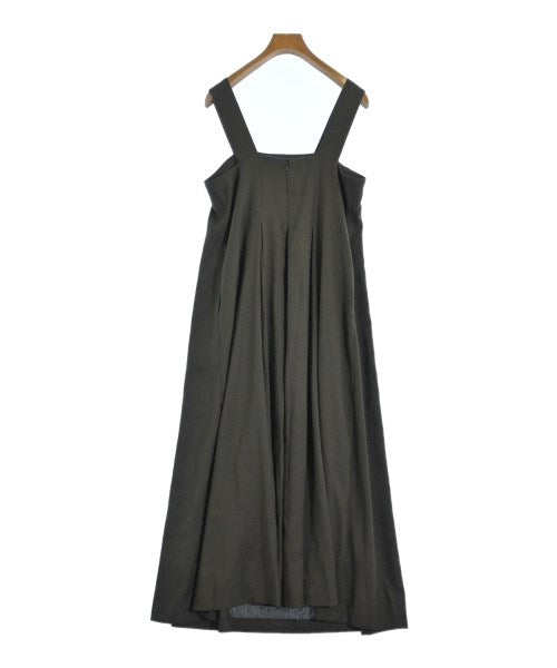 apart by lowrys ชุดเดรส