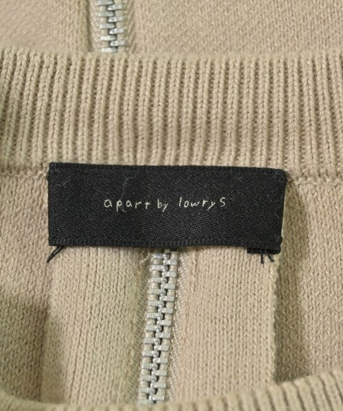 apart by lowrys เสื้อกันหนาว