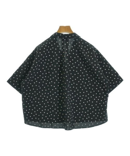 apart by lowrys เสื้อลำลอง