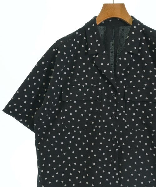 apart by lowrys เสื้อลำลอง