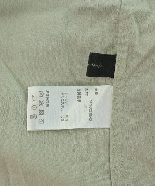 apart by lowrys เสื้อลำลอง