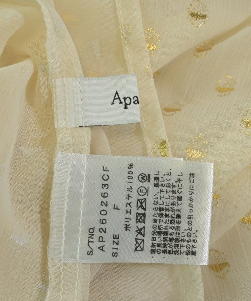 apart by lowrys เสื้อสตรี