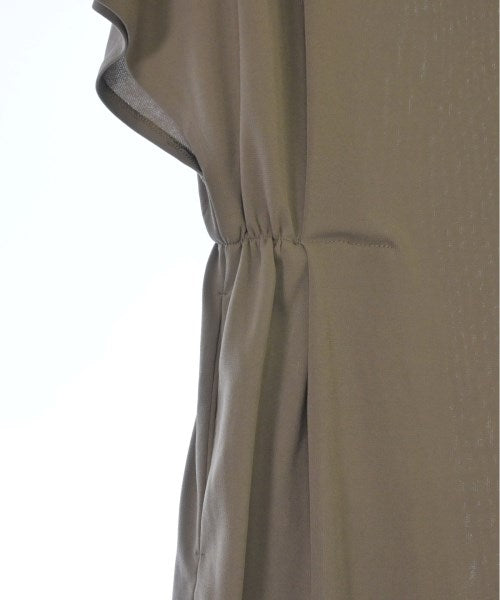 ADORE ชุดเดรส