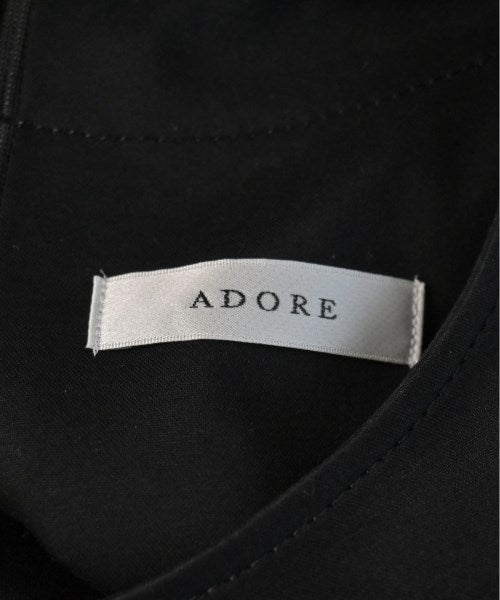 ADORE ชุดเดรส