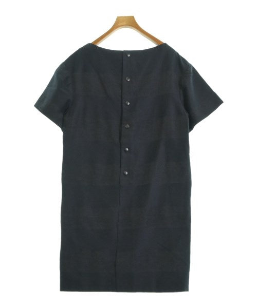 ADORE ชุดเดรส