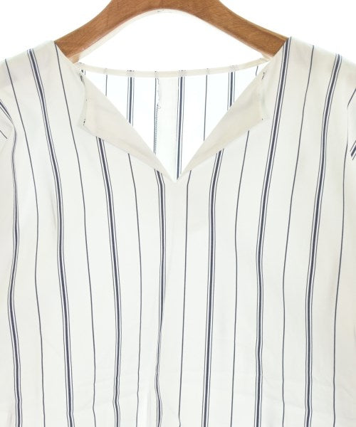 ADORE เสื้อสตรี