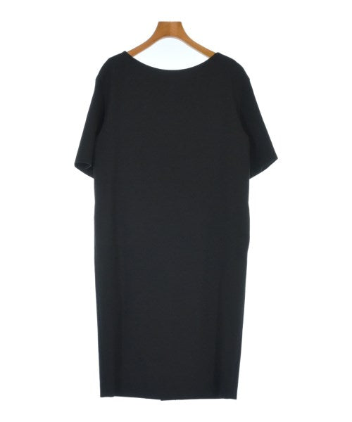 ADORE ชุดเดรส