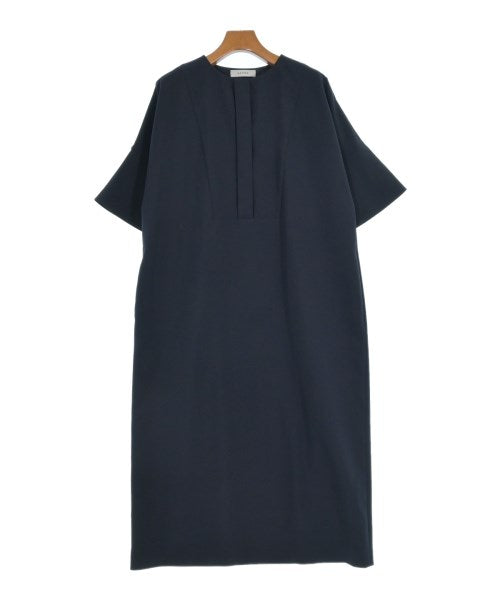 ADORE ชุดเดรส