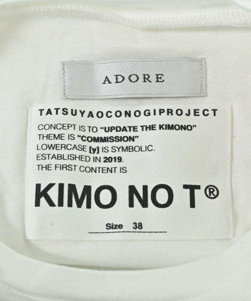 ADORE เสื้อยืด/เสื้อท็อปส์