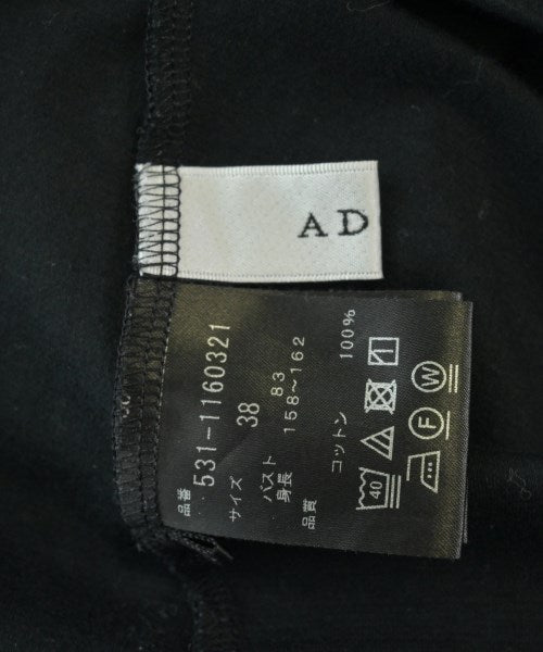 ADORE เสื้อยืด/เสื้อท็อปส์