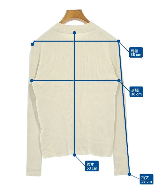 ADORE เสื้อยืด/เสื้อท็อปส์