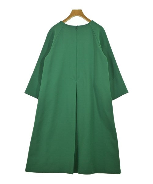 ADORE ชุดเดรส