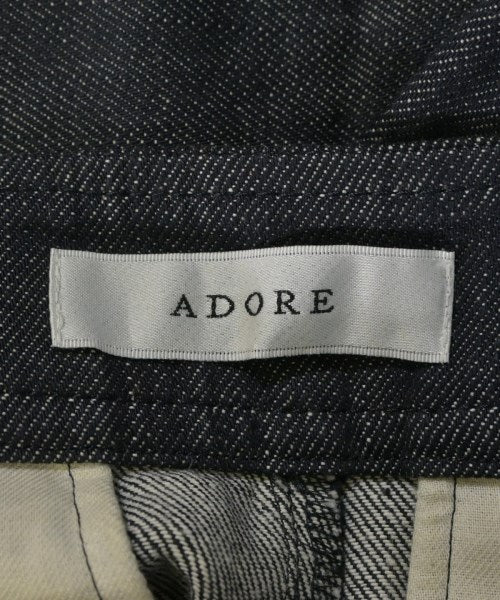 ADORE ยีนส์