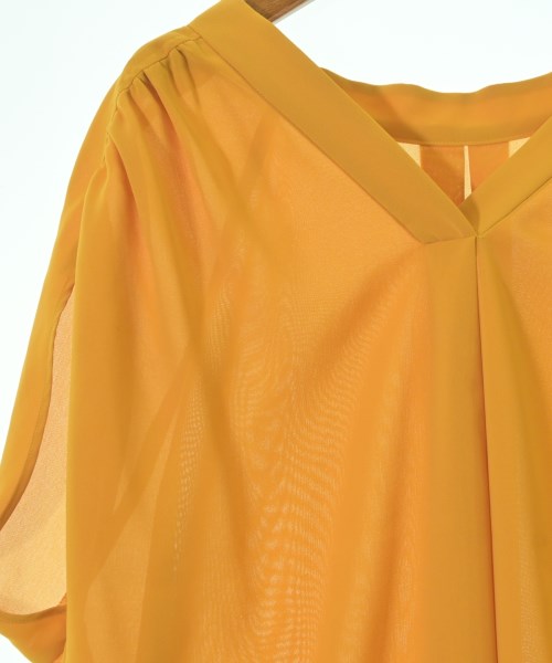 ADORE เสื้อสตรี